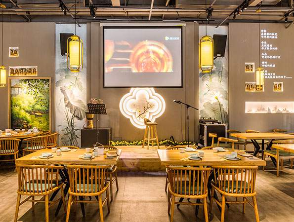 中式餐饮装修实景图-一树芙蓉